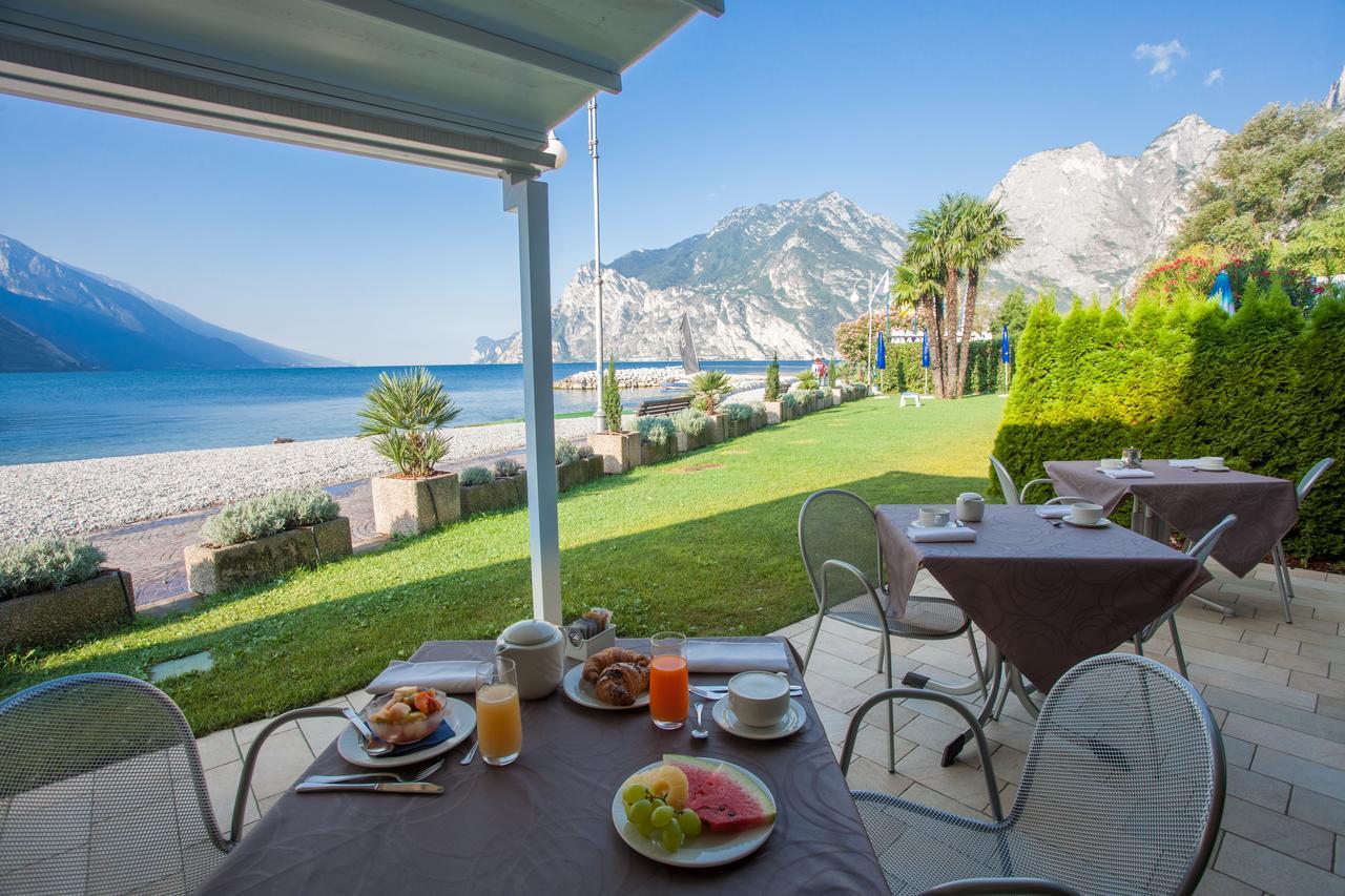 Hotel Lido Blu - Surf & Bike Torbole Sul Garda Zewnętrze zdjęcie